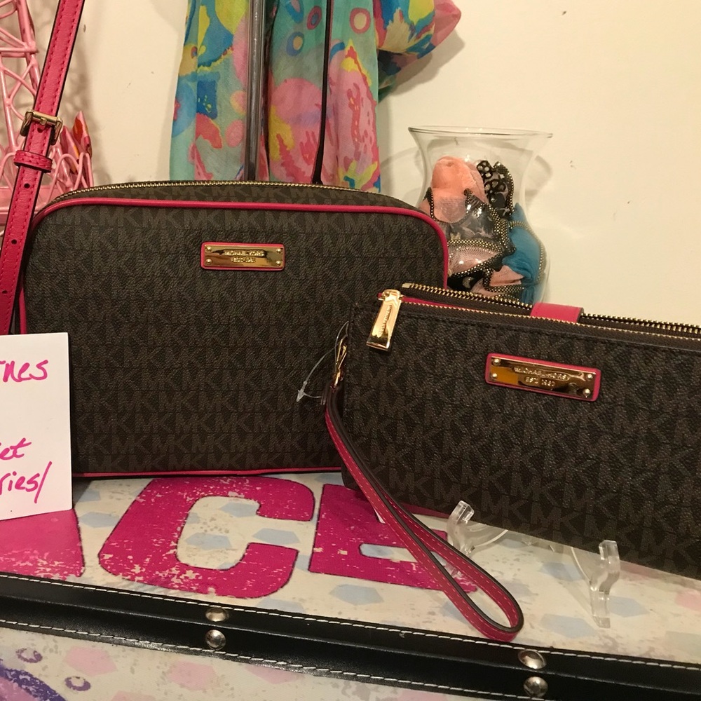 NWT MK Jet Set cross body and matching wallet.